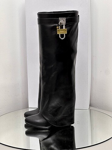 GIVENCHY Givenchy uzun çizme bot ayakkabı