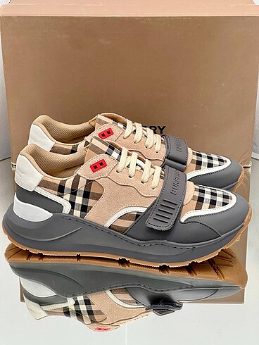 43 Beden Burberry erkek spor ayakkabı sneaker