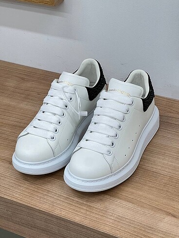 Alexander McQueen kadın sneaker spor ayakkabı