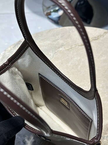 Beden kahverengi Renk Miu Miu IVY bag miu miu çanta