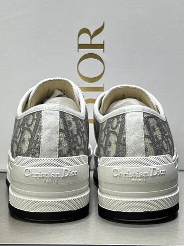 38 Beden gri Renk Dior sneaker ayakkabı dior spor ayakkabı sneaker