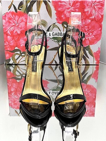 37 Beden Dolce Gabbana topuklu ayakkabı dolce&gabbana ayakkabı