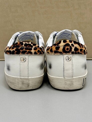 36 Beden beyaz Renk Golden goose sneaker ayakkabı golden goose leopar detaylı
