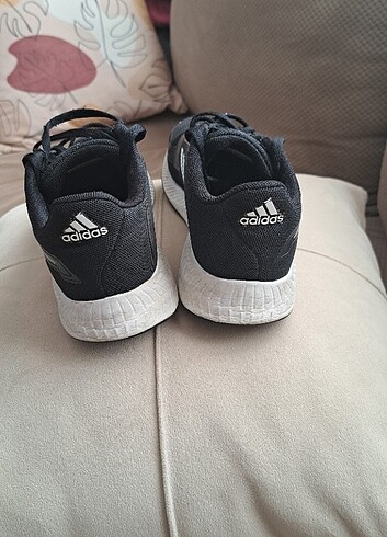 32 Beden Orjinal Adidas ayakabi 