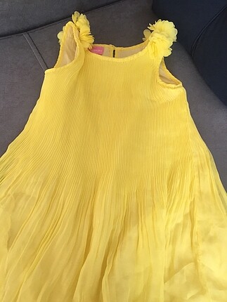 Sarı elbise