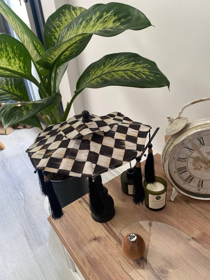 Püsküllü Siyah Beyaz Kadın Şemsiye - Görsel 2