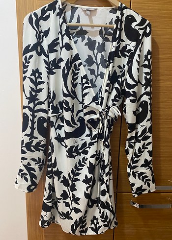 H&M uzun kollu kısa elbise