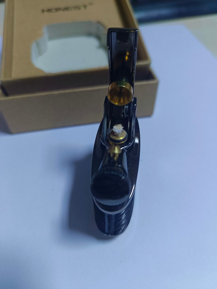 Siyah HONEST Desenli Çakmak - Görsel 5