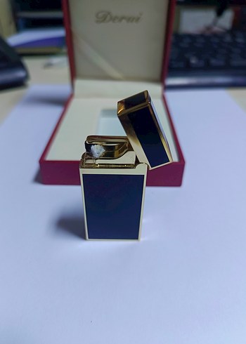 Altın ve Siyah Renkli Çakmak - Görsel 2