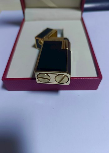 Altın ve Siyah Renkli Çakmak - Görsel 4