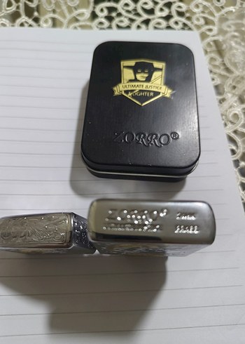 zorro Altın Detaylı İşlemeli Zippo Çakmak - Görsel 6