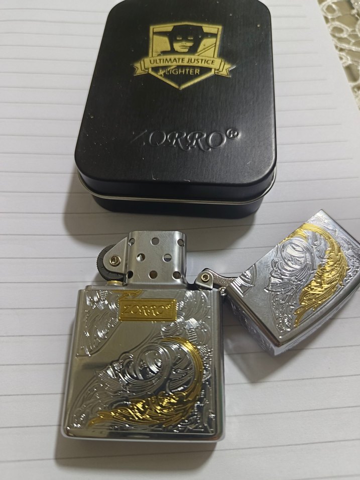 zorro Altın Detaylı İşlemeli Zippo Çakmak - Görsel 2