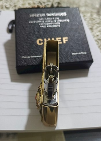 chief Altın Renkli İşlemeli Çakmak - Görsel 6
