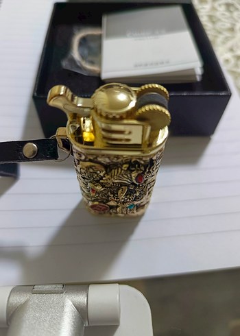 chief Altın Renkli İşlemeli Çakmak - Görsel 6