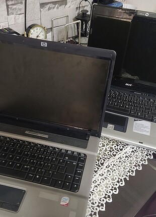HP laptop ve Acer laptop