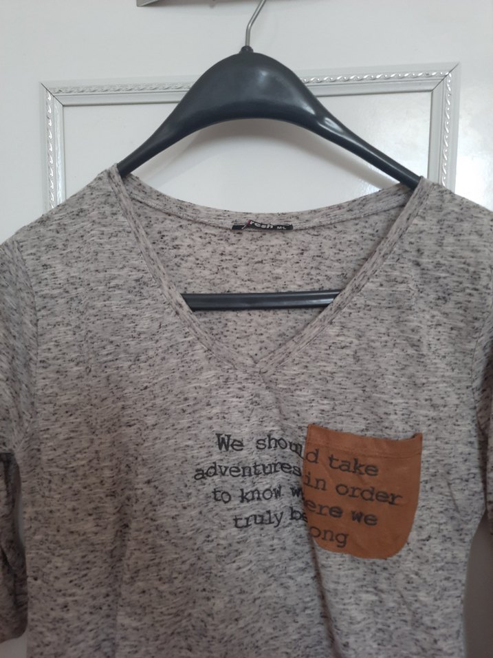 Gri Düğmeli Pamuklu Hamile Tişörtü - Görsel 3