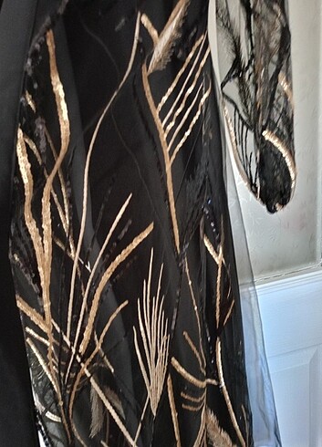 Armine Abaya