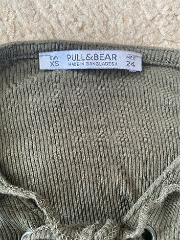 Pull and Bear haki dekolteli crop onden baglamali bagcikli bluz