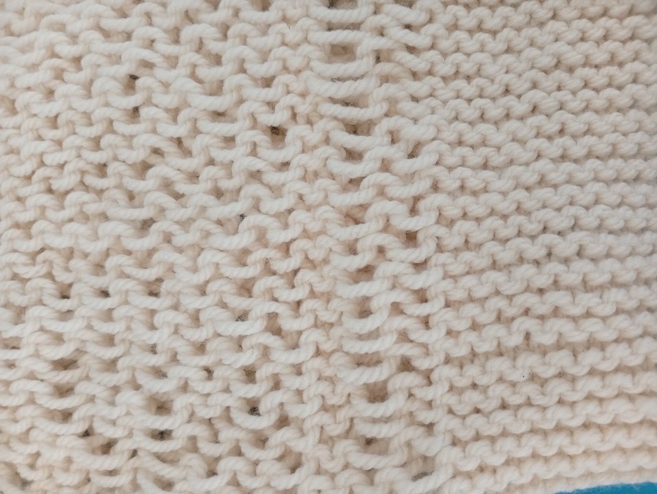 Beyaz Örgü Kadın bere - Görsel 2