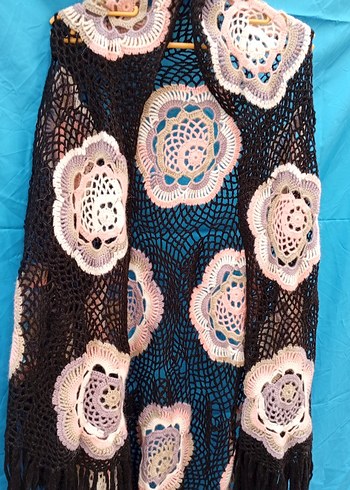 Renkli Dantel Detaylı Bohem Kadın El Örgüsü Şal - Görsel 4