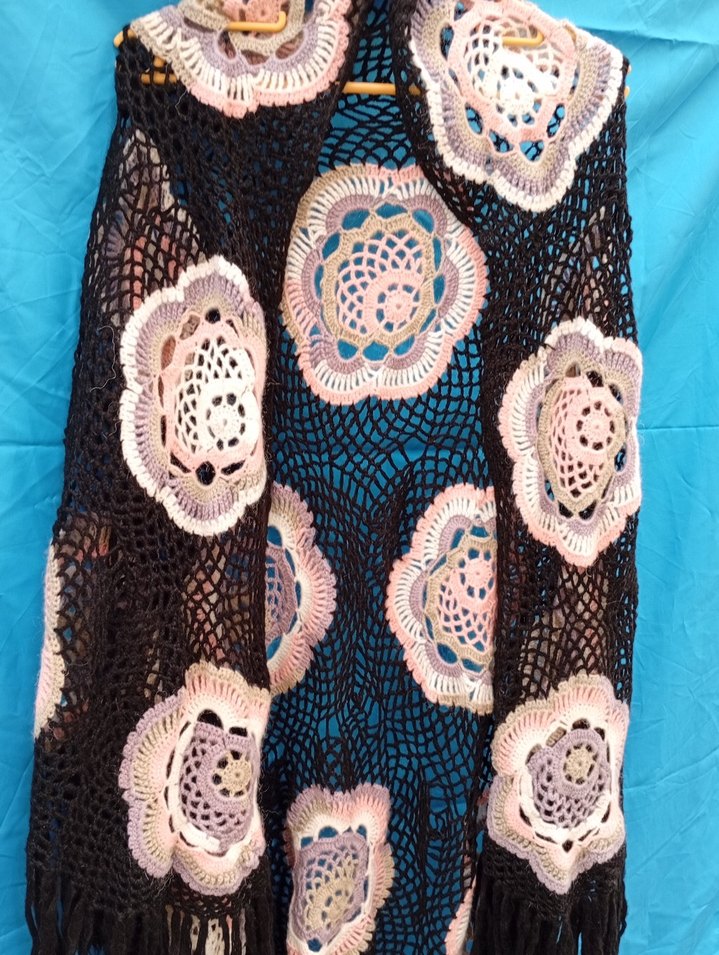 Renkli Dantel Detaylı Bohem Kadın El Örgüsü Şal - Görsel 4