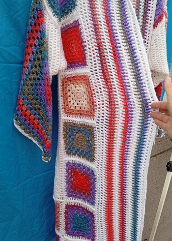 Renkli Bohem El Örgüsü Uzun Hırka - Görsel 2