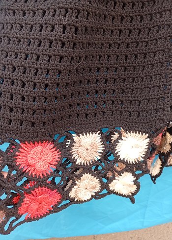 Siyah, Renkli Motif Detaylı El Örgüsü Bohem Yelek - Görsel 3