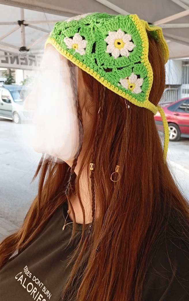 Papatya desenli trend bandana - Görsel 4