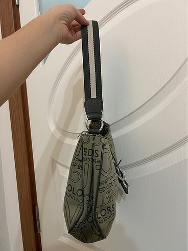 Beden haki Renk Benetton Kol çantası sıfır gibi