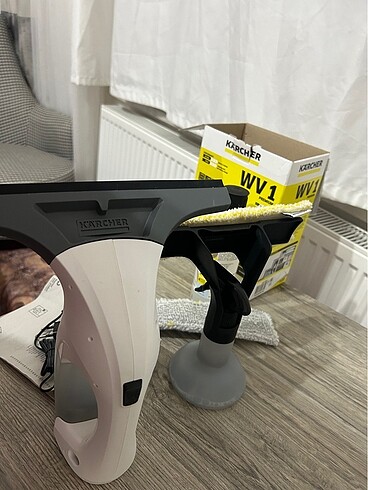 Beden Karcher WV1 Cam Temizleme Makinesi