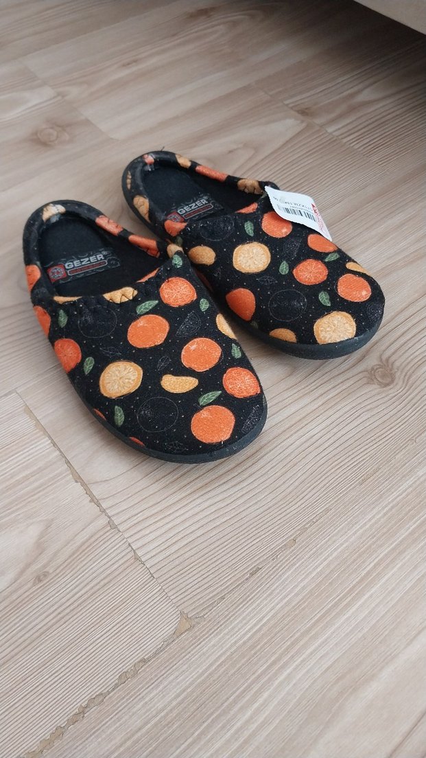 #Kadın #panduf #terlik #kışlık #siyah #moda #trend #yeni #tarz - Görsel 2