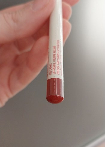 #dudakkalemi #dudak #ruj #makyaj #kırmızı #yeni #etiketli - Görsel 6