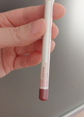 #dudakkalemi #dudak #ruj #makyaj #kırmızı #yeni #etiketli - Görsel 4