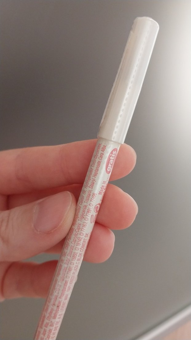 #dudakkalemi #dudak #ruj #makyaj #kırmızı #yeni #etiketli - Görsel 5