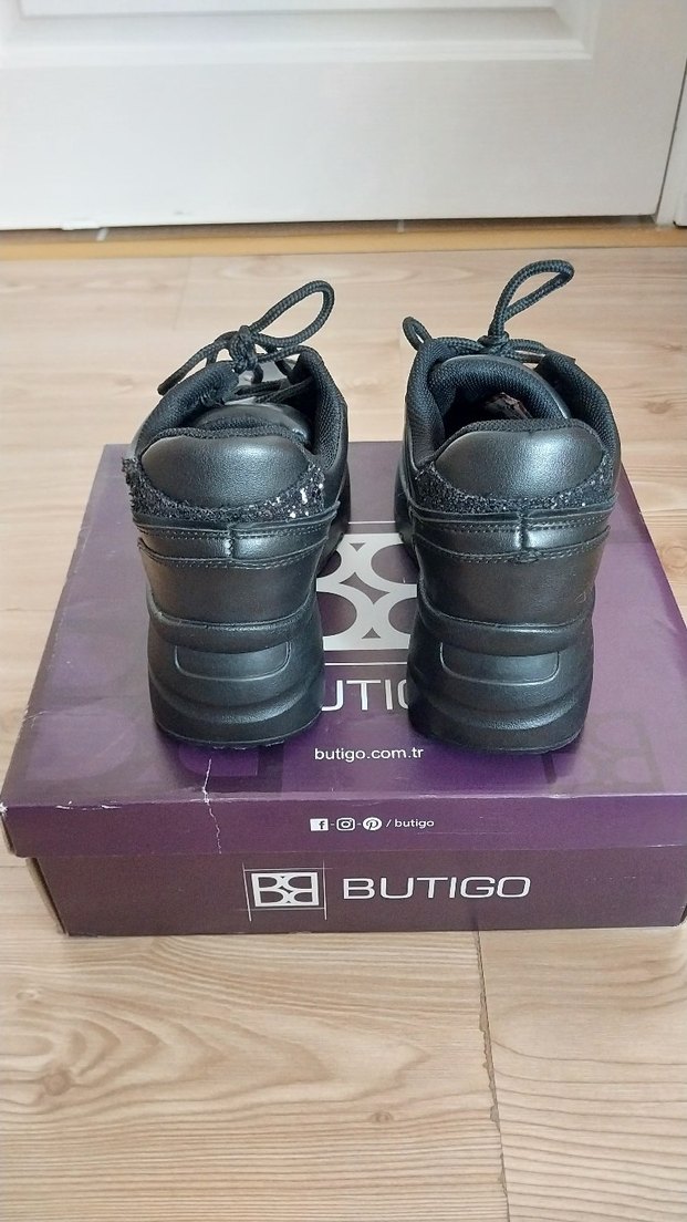 #dolgutopuk #sporayakkabı #kadın #deri #siyah #yeni #moda #tarz - Görsel 4