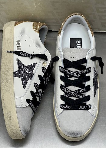 36 Beden beyaz Renk Golden Goose Deluxe Beyaz Payetli Sneakers