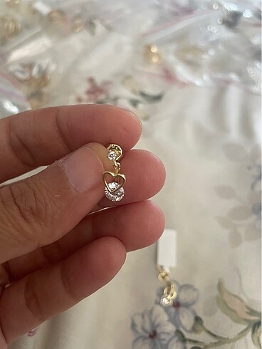 Diğer Tektaş kolye ucu ve küpe