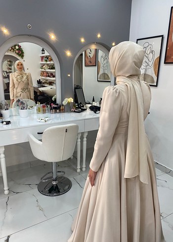 44 Beden Feriha sarıoğlu Bej Uzun Kollu Abiye Elbise