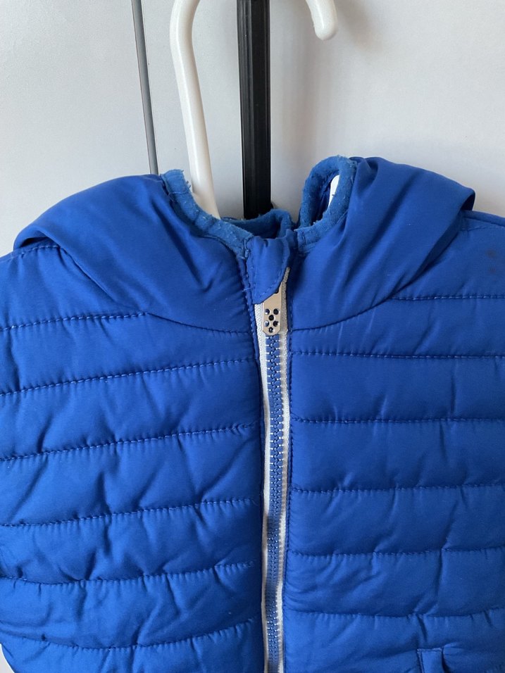 Mavi Kapüşonlu Erkek Çocuk Şişme Mont - Görsel 3