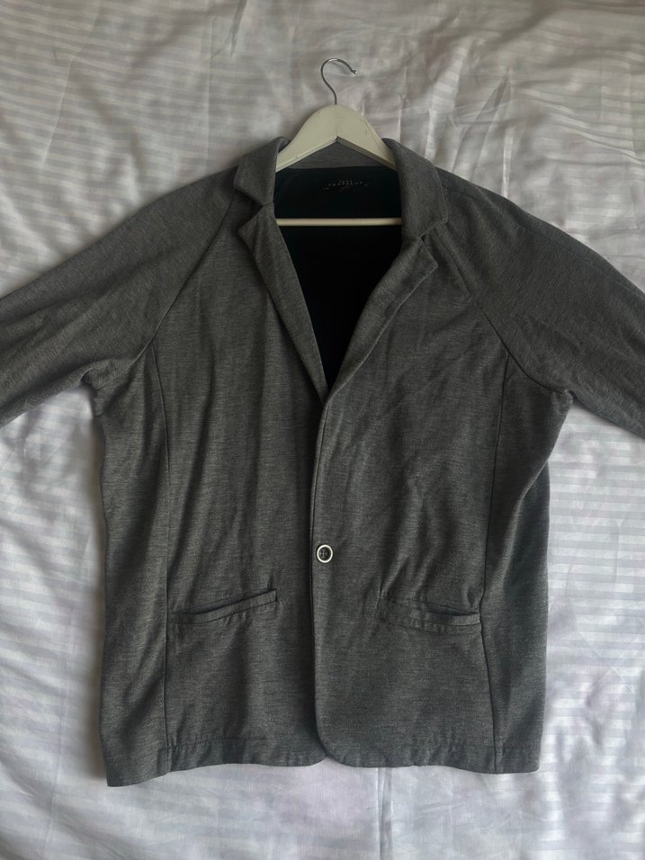 Düğmeli Gri Penye Ceket - Görsel 2