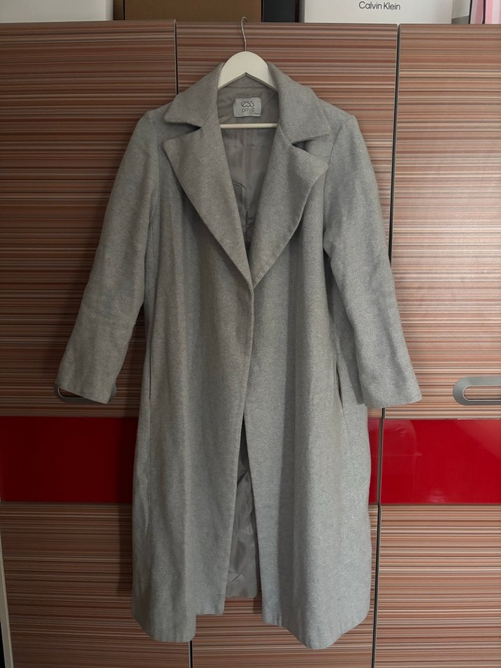 Gri Uzun Kadın Kaban - Görsel 3