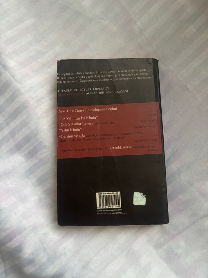 Alacakaranlık - Stephenie Meyer - Görsel 2