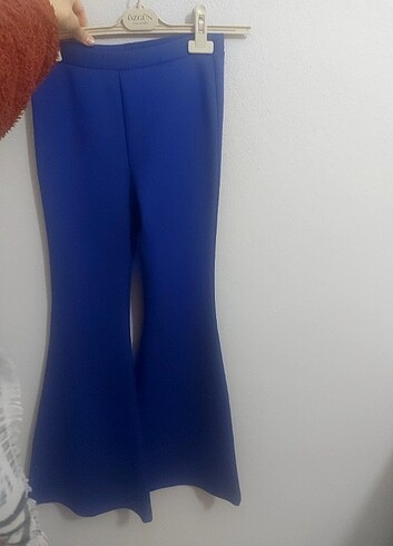 36 Beden kumaşı scuba , ispanyol paça saks mavisi pantolon 