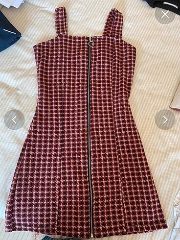 Bershka Elbise