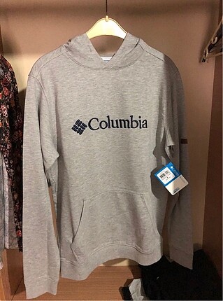 Columbia sweatshirt