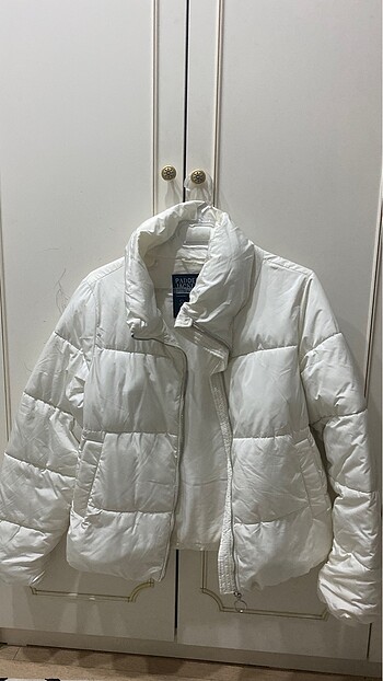 Stradivarius şişme mont