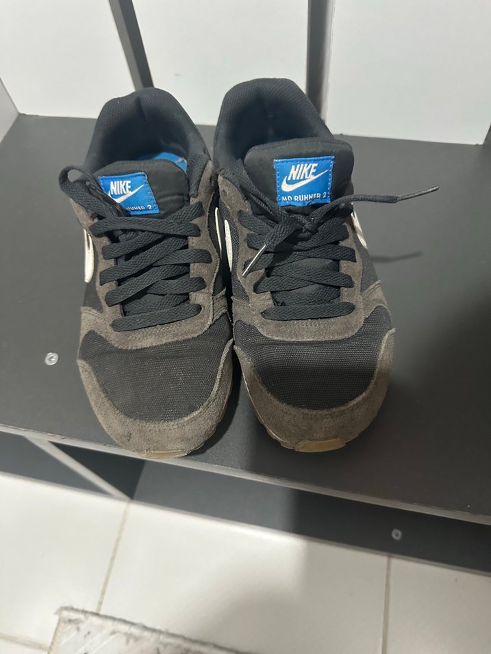 Gri Nike Kadın Spor Ayakkabı - Görsel 3