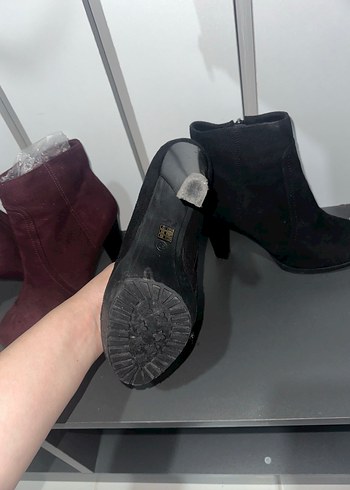 Bordo Siyah Süet Kadın Dolgu Topuk Bot - Görsel 4