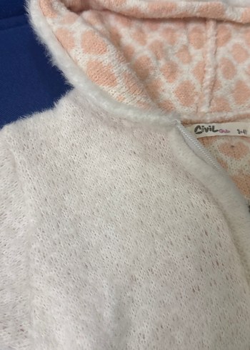 Beyaz Kapüşonlu Kız Çocuk Triko Ceket 3-4 yaş - Görsel 3