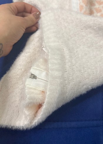 Beyaz Kapüşonlu Kız Çocuk Triko Ceket 3-4 yaş - Görsel 8